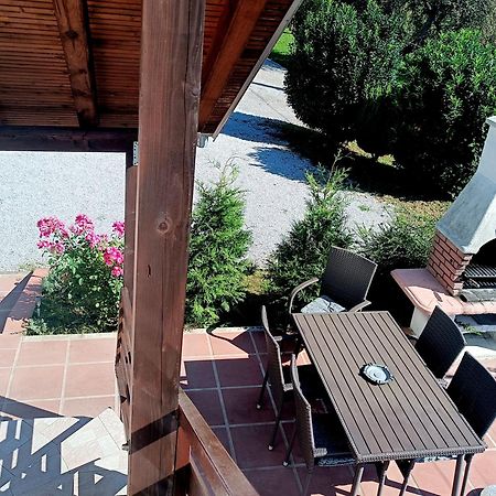 Apartman Petra Zabok Exterior photo